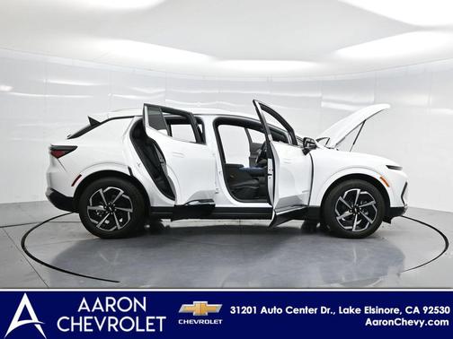 2025 Chevrolet Equinox EV LT