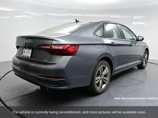 2022 Volkswagen Jetta 1.5T SE