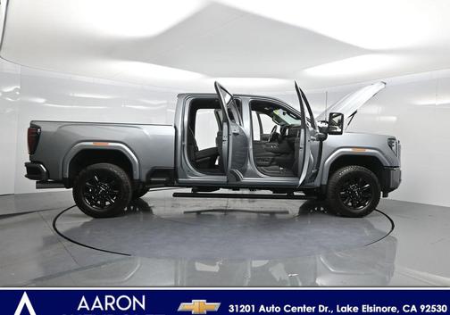 2025 GMC Sierra 2500 AT4