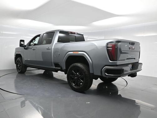 2025 GMC Sierra 2500 AT4