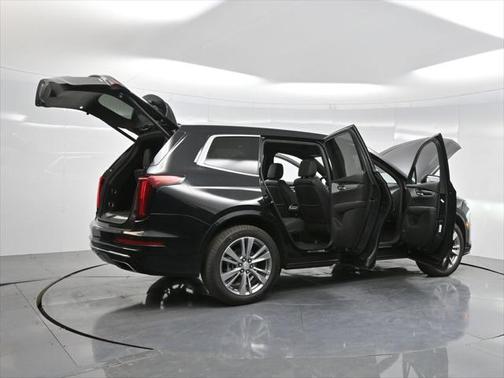 2023 Cadillac XT6 Premium Luxury FWD