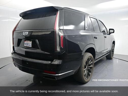 2023 Cadillac Escalade Sport