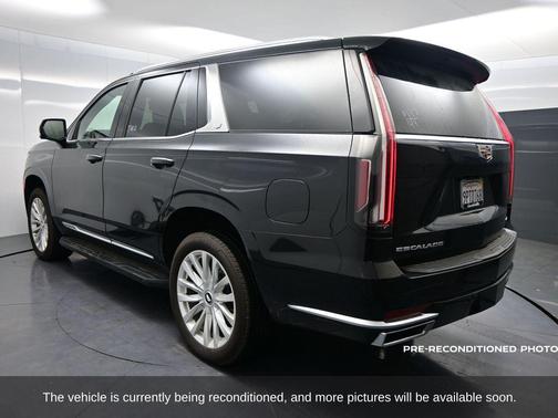 2024 Cadillac Escalade Luxury