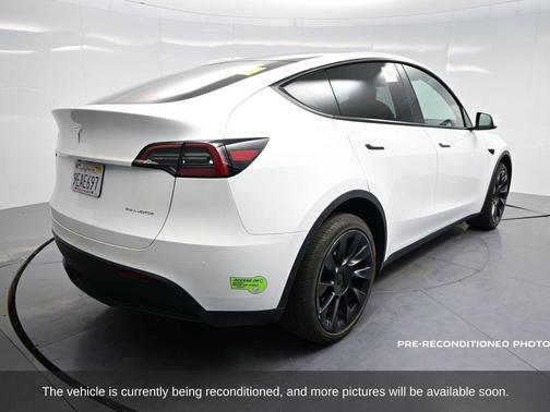 2023 Tesla Model Y Long Range Dual Motor All-Wheel Drive