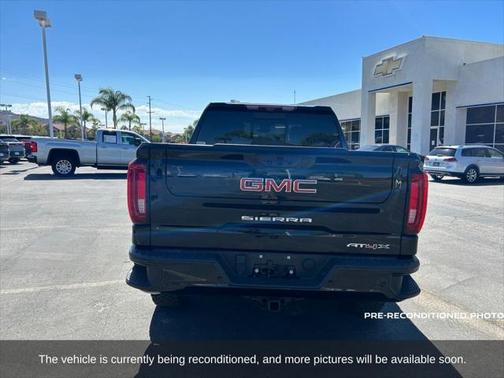 2022 GMC Sierra 1500 AT4X
