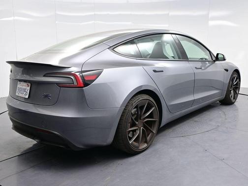 2024 Tesla Model 3 Performance