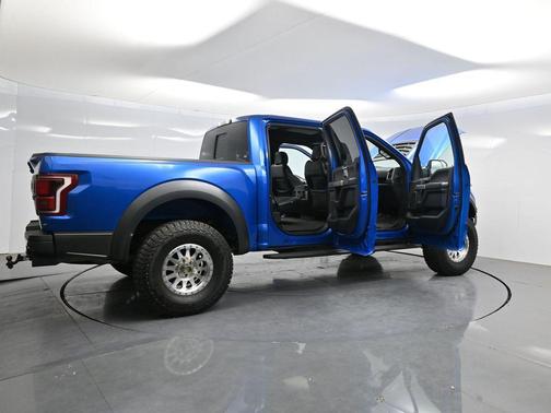 Velocity Blue Metallic 2020 Ford F-150 Raptor