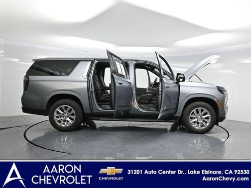 2025 Chevrolet Suburban Premier
