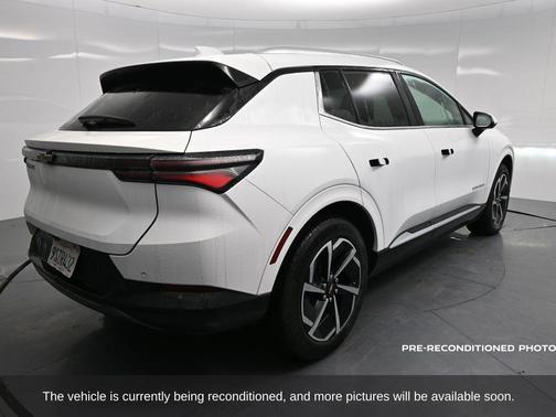 2025 Chevrolet Equinox EV LT