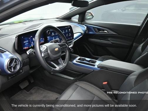 2025 Chevrolet Equinox EV LT
