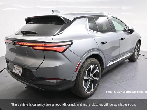 2025 Chevrolet Equinox EV LT