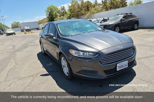 Magnetic 2015 Ford Fusion SE