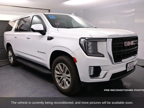 2023 GMC Yukon XL SLE
