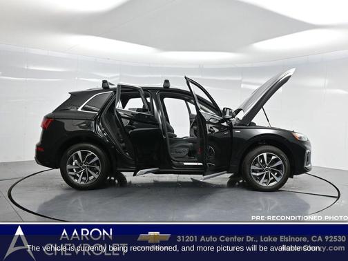 2024 Audi Q5 45 S line Premium