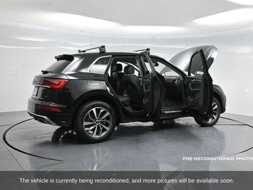 2024 Audi Q5 45 S line Premium