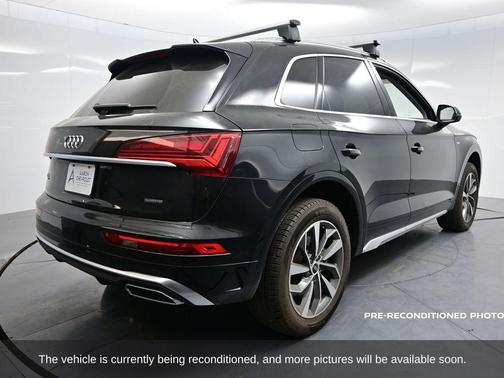 2024 Audi Q5 45 S line Premium