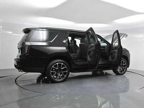 2025 Chevrolet Tahoe 4WD RST