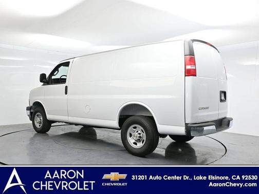 2025 Chevrolet Express 2500 RWD 2500 Regular Wheelbase WT
