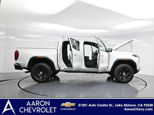 2024 GMC Canyon Elevation