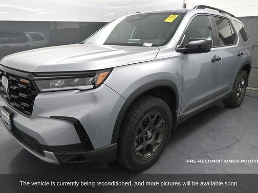 2025 Honda Pilot TrailSport