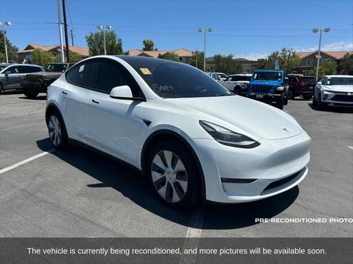 2022 Tesla Model Y Long Range Dual Motor All-Wheel Drive