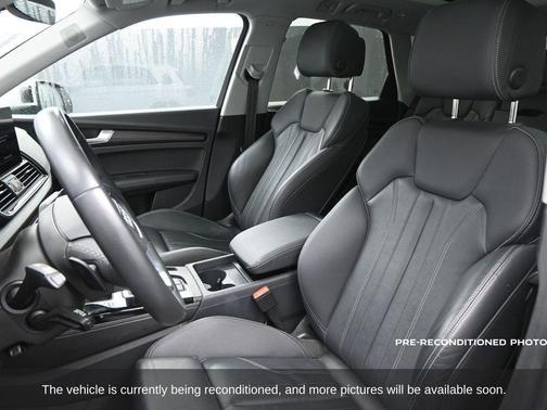 2024 Audi Q5 45 S line Premium Plus