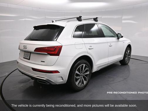 2024 Audi Q5 45 S line Premium Plus