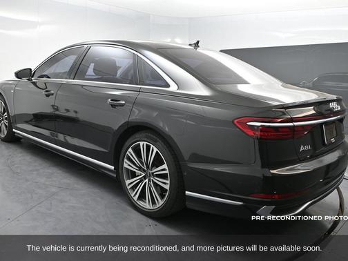 2022 Audi A8 L 55 TFSI quattro Tiptronic