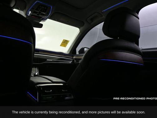 2022 Audi A8 L 55 TFSI quattro Tiptronic