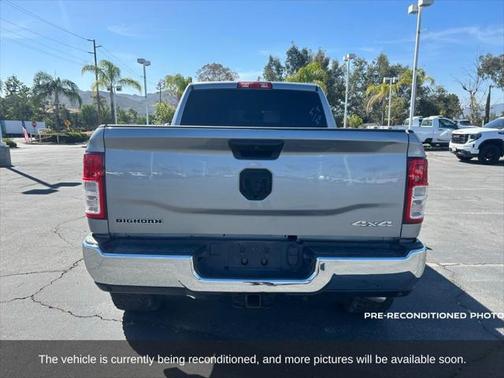 2022 RAM 2500 Big Horn Crew Cab 4x4 6'4' Box