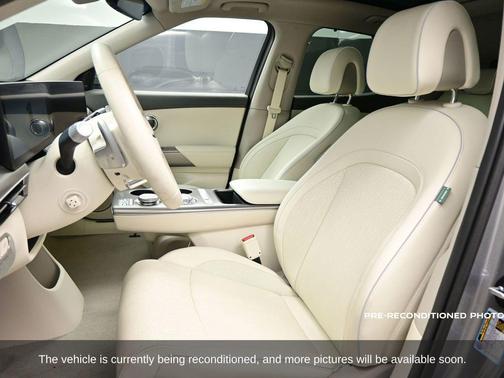 2025 Genesis GV60 Advanced AWD