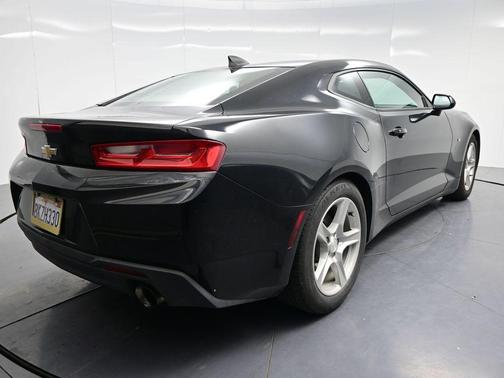 2017 Chevrolet Camaro 1LT