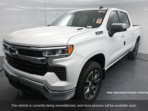 2025 Chevrolet Silverado 1500 LT
