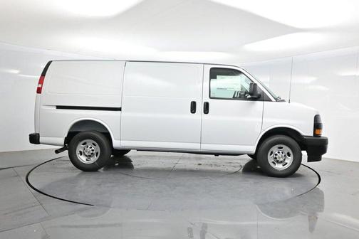 Summit White 2026 Chevrolet Express 2500 Work Van