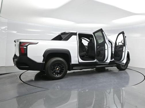 2026 Chevrolet Silverado EV LT