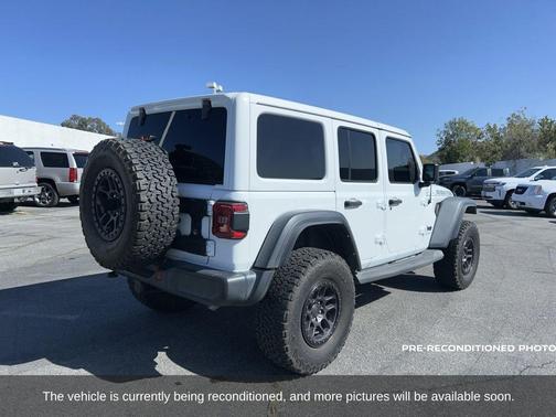 2022 Jeep Wrangler Unlimited High Tide 4x4
