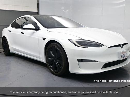 2022 Tesla Model S Base