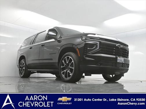 2025 Chevrolet Suburban RST