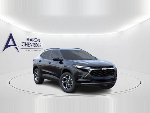 Mosaic Black Metallic 2026 Chevrolet Trax LT