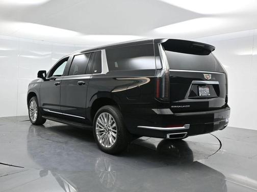 2025 Cadillac Escalade ESV Premium Luxury