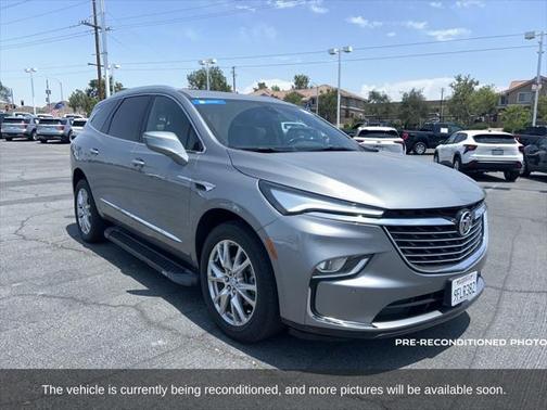 2023 Buick Enclave Essence FWD
