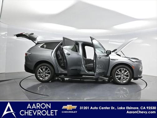 2023 Buick Enclave Essence FWD