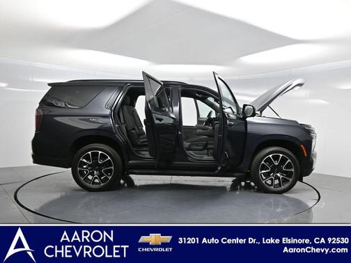 2025 Chevrolet Tahoe 4WD RST