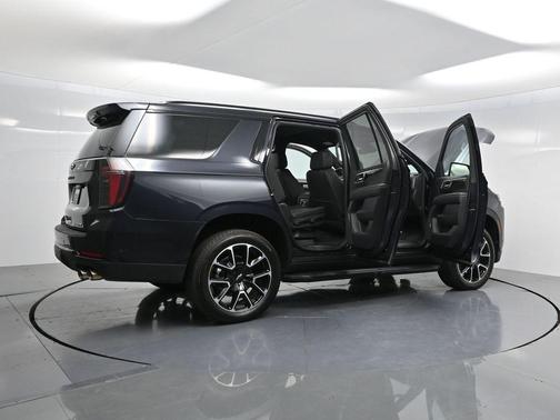 2025 Chevrolet Tahoe 4WD RST