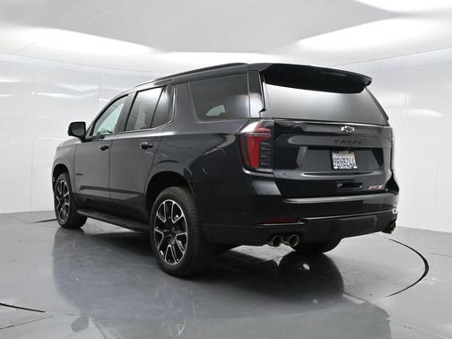 2025 Chevrolet Tahoe 4WD RST