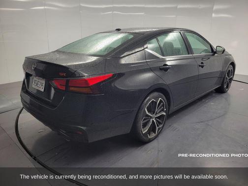 2023 Nissan Altima SR FWD