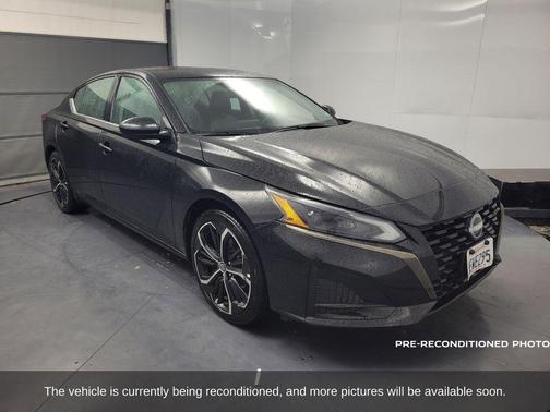 2023 Nissan Altima SR FWD