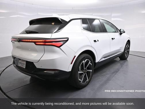 2025 Chevrolet Equinox EV LT