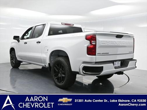 2025 Chevrolet Silverado 1500 Custom