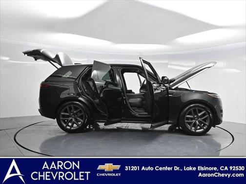 2024 Land Rover Range Rover Sport SE
